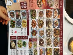 -丹水桥地锅鱼·翘嘴鲌·地方特色全鱼宴(丹江口大坝店)