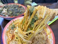 -嘎嘎香·大茶缸麻辣烫