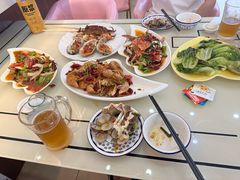 -覃记海鲜美食餐厅