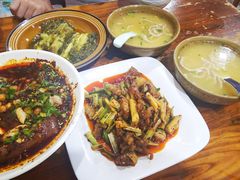 -朱大嘴肥肠血旺(福字街店)