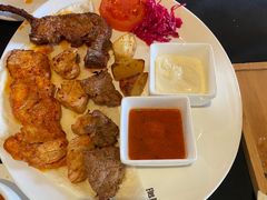-Efes Turkish & Mediterranean Cuisine 艾菲斯餐厅(陆家嘴店)