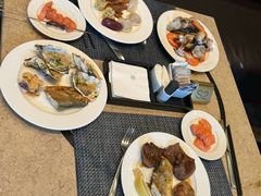 -怡聚轩全日制自助餐厅(大中华喜来登酒店)