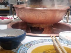 -毛辣果·贵州红酸汤牛肉火锅(西单店)