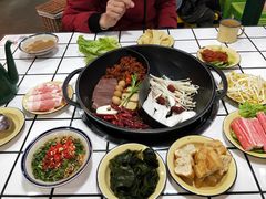 -月圆火锅(宁海东路二店)