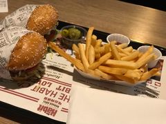 -The Habit Burger Grill 哈比特汉堡(复兴soho店)