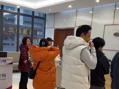 -美年大健康·体检中心(江岸分院)