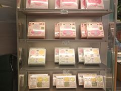 -好利来(建邺吾悦广场Lab主题店)