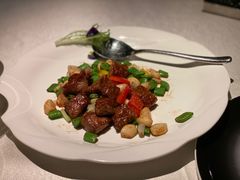 黑椒爆炒雪花牛肉粒-皇朝会.经典传统粤菜(外滩店)