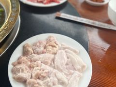 -周老三跷脚牛肉·全牛火锅(非遗传承店)