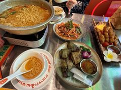 -小小集渔·泰式大排档(太古里香槟店)