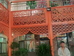 大堂-三江源美食城