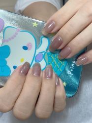 -UN·桃喜日系美睫美甲