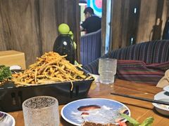 -雀舞云南菜(天津天河城购物中心店)