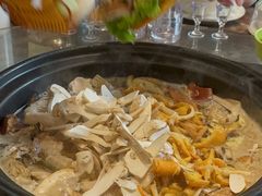 -易门野生菌府·菌海森林(月牙潭公园店)