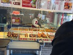 -老鼎万春卤菜(五代传承创始老店)