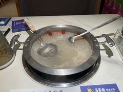 -马家斑.鲜鱼火锅(松湖万科店)
