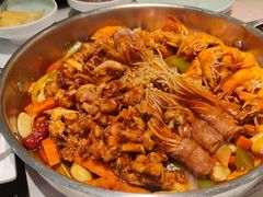 -黄记煌三汁焖锅(新佳丽江汉路店)