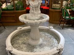 -秘密旅行Bonjour(黑金冠 江南西店)