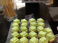 -上海西藏大厦万怡自助餐厅(徐汇店)