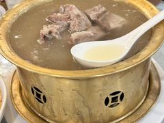 -汗腾格里·风味餐厅(新疆驻京办店)