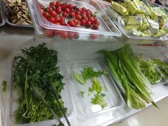 -荣吉招牌自助骨头锅(顾乡店)