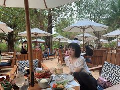 -三亚艾迪逊酒店·海滩烧烤 BARBACOA·现场乐队·浪漫晚餐·烧烤海鲜