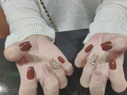 -进巍美甲美睫