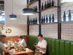 卡座-亚马逊环球美食百汇(新城吾悦广场店)