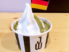 冻酸奶-JW德国冻酸奶Frozen Yogurt(龙湖成都滨江天街店)