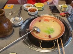 -阿婆情腊排骨火锅·野生菌季(古城旗舰店)