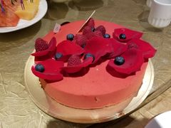 覆盆子荔枝蛋糕(4号)-Salon de The de Joel Robuchon(外滩18号店)
