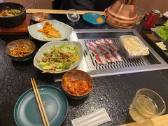 -臻牛烤肉