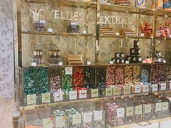 -VENCHI 闻绮(北京国贸商城店)