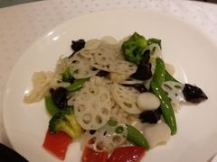 -上海小南国(仲盛世界商城店)