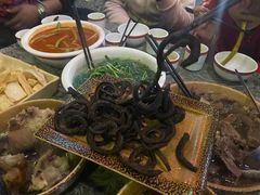 傣家干黄鳝-汤锅大王(新平曹苏黄牛汤锅有限公司)