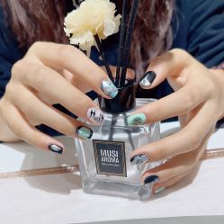 -艾珂·美甲美睫