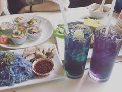 -蝶豆花蓝面条