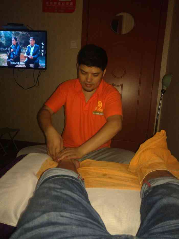 大家来了可以多点一点这个大哥的钟,做完了是真舒服.