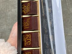 -Laderach 莱德拉(上海环贸iapm店)