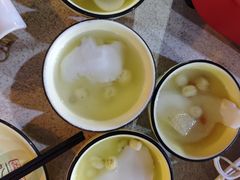 -墨脱石锅椰子鸡•香草鸭•东山羊(大东海店)