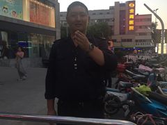 骂客户的保安-天虹购物中心(石路店)