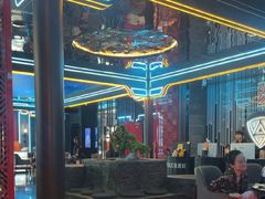 -屋有岛沉浸游戏旗舰店(中山公园店)