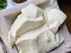 一块豆腐-95号酱骨·一块豆腐(展春园西路店)