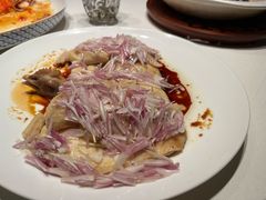 头抽红葱头清远鸡(半只)-炳胜私厨(万象前海店)