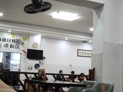大堂-湛记牛肚螺粥(群贤路店)
