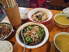 -朱大嘴肥肠血旺(福字街店)