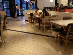 大堂-必胜客(武汉欢乐谷店)