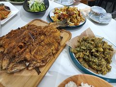 -何适山庄 ·可团建(水长城P2停车场店)