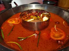 -谭鸭血老火锅(万象九宜城店)