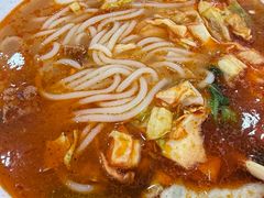 -二钢串叔麻辣烫(华龙大厦店)